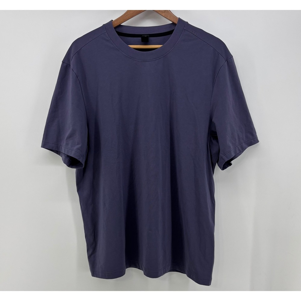 Lululemon T-Shirt Men's Large Short Sleeve Crew Neck Purple
